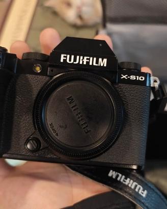 Fujifilm X-S10