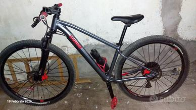 rockrider explore 520