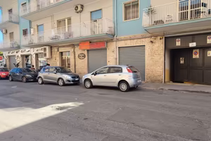 VA293 Box - 37 mq - C.so Cavour/Castello