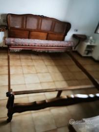 struttura letto legno e paglia di Vienna