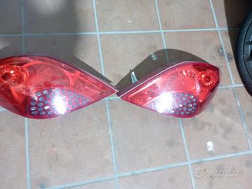 Fanali posteriori peugeot 207