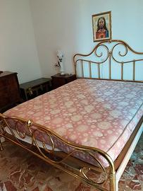 Letto in ottone
