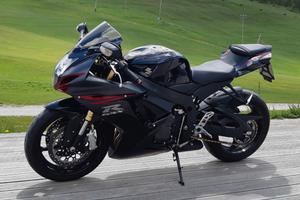 suzuki gsx-r 750 2011