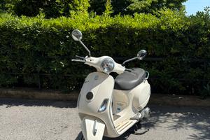 Vespa LX 125