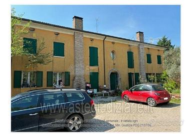 Appartamento Mirandola [A4359497]