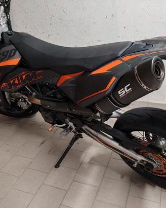 ktm 690 smc 