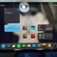 iPad 7ª gen. 10,2” + Apple Pencil + Logitech Combo