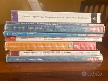 Libri di scuola delle superiori
