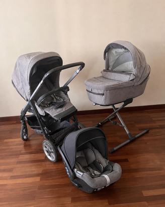 Trio inglesina aptica