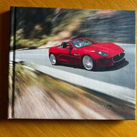Cartella stampa Jaguar F-Type