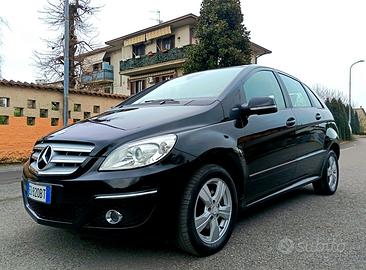 Mercedes-benz B 180 NGT BlueEFFICIENCY Premium