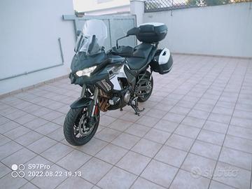 Kawasaki Versys 1000 SE Grand Tourer Pari al Nuovo