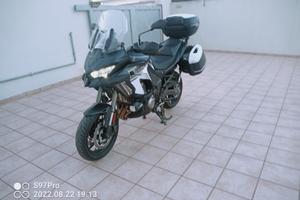 Kawasaki Versys 1000 SE Grand Tourer Pari al Nuovo