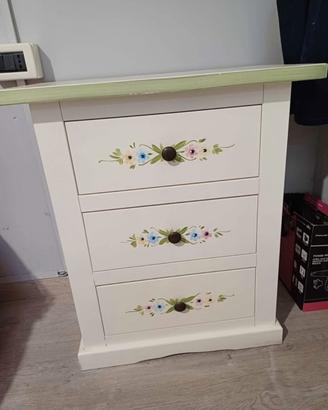 Comodini stile shabby in legno