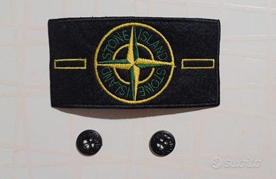badge con bottoni stone Island nuovi 