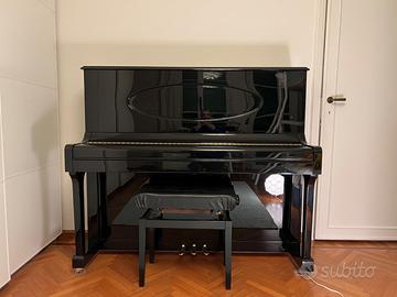 Pianoforte e sgabello