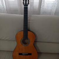 chitarra acustica 