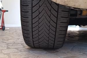 gomme 4 stagioni 205 40 17