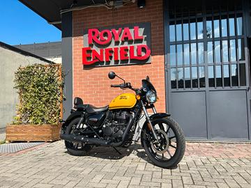 Royal Enfield Meteor 350 Fireball Yellow