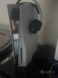 Ps5 + 3 joystick +300 giochi e cuffie originali