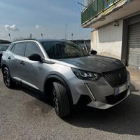 PEUGEOT 2008 1.2 BENZINA 130 CV ALLURE