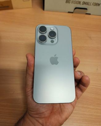 iPhone 15 Pro 256GB Titanio – Condizioni Perfette!