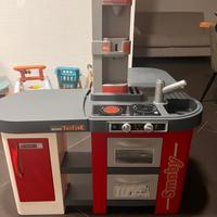 Cucina smoby con accessori  come nuova