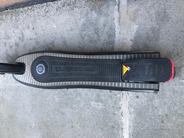 Monopattino elettrico per bambini