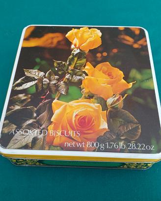 Scatola latta, Assorted Biscuits -MADE IN ENGLAND.
