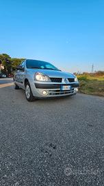 Renault Clio II 1.2 16V 