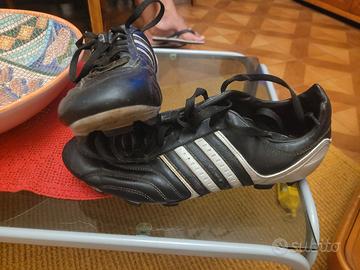 Scarpe calcio Adidas traxion 44 