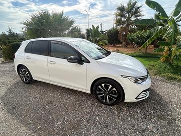 Golf 8