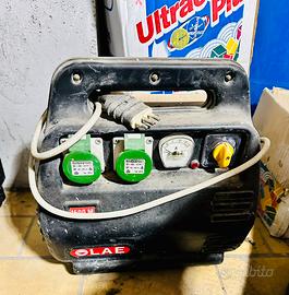 Convertitore vibratore e ago vibrante