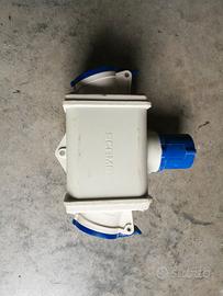 Adattatore industriale 220V doppia presa e spina