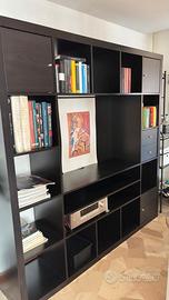 Mobile Kallax Ikea -  versatile e capiente 185x185