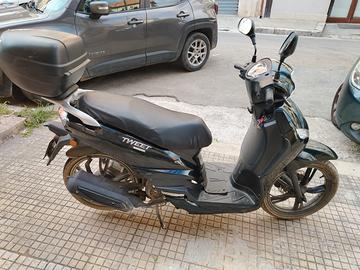 SCOOTER 50CC