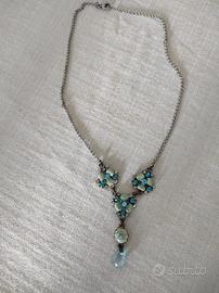 Collana con gioiello pendente