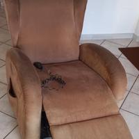 Poltrona reclinabile elettrica