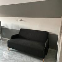 Piccolo divano da soggiorno