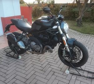 DUCATI MONSTER 821 1300km ORIGINALI ! FOGARTY