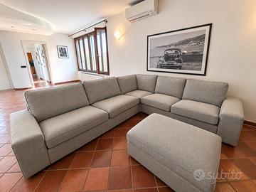 Divano IKEA KIVIK angolatr 5 posti + pouf - grigio