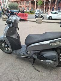 Kymco People 300i - 2016