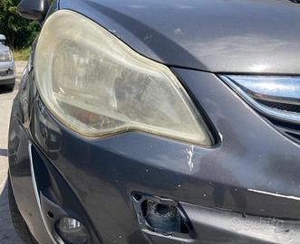 FARO ANTERIORE DESTRO OPEL Corsa D 3P 2° Serie FA