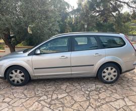 Ford Focus 1.6 90 cv consumi bassissimi