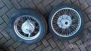 Shadow 125 : cerchi faro km radiatore