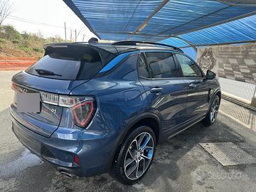 lynk&co 01 phev
