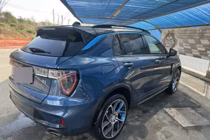 lynk&co 01 phev