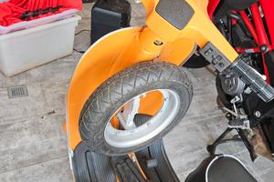 vespa 50 special