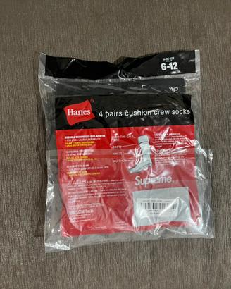Calze Nere Supreme x Hanes (X4 PAIA PER PACCO)