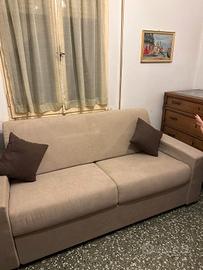 Divano letto tre posti 